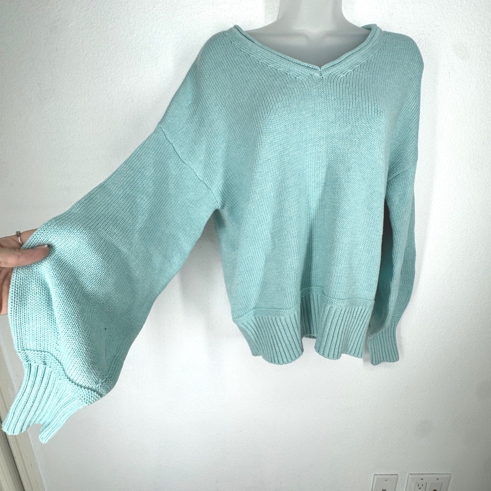 Tommy Bahama Womens Roll V Neck Oversized Sweater Size M Balloon Sleeve Coastal